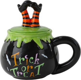 Fun shaped ceramic coffee mugs or soup mugs for the halloween enthusaist. Mugs hold 10 ounces and are approximately 5-5.5 inches tall with the lids. Each mug has a large handle for holding and a matching lid to keep contents hot. #mug #cutemug #ceramicmug